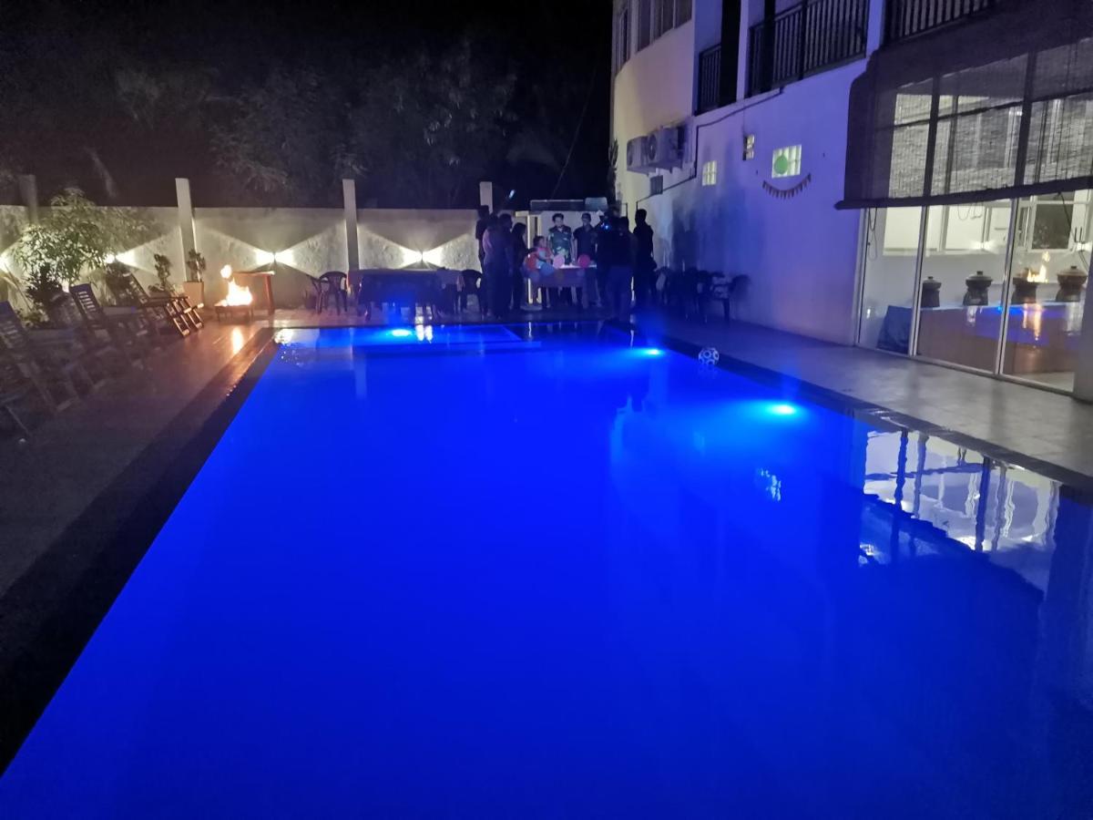 Golden Wild - Yala Hotel Tissamaharama Buitenkant foto