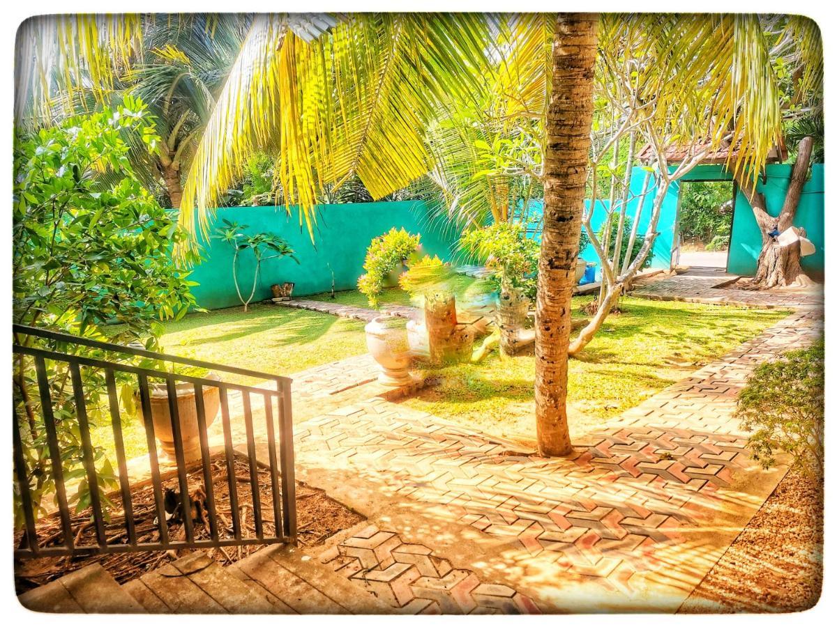 Golden Wild - Yala Hotel Tissamaharama Buitenkant foto