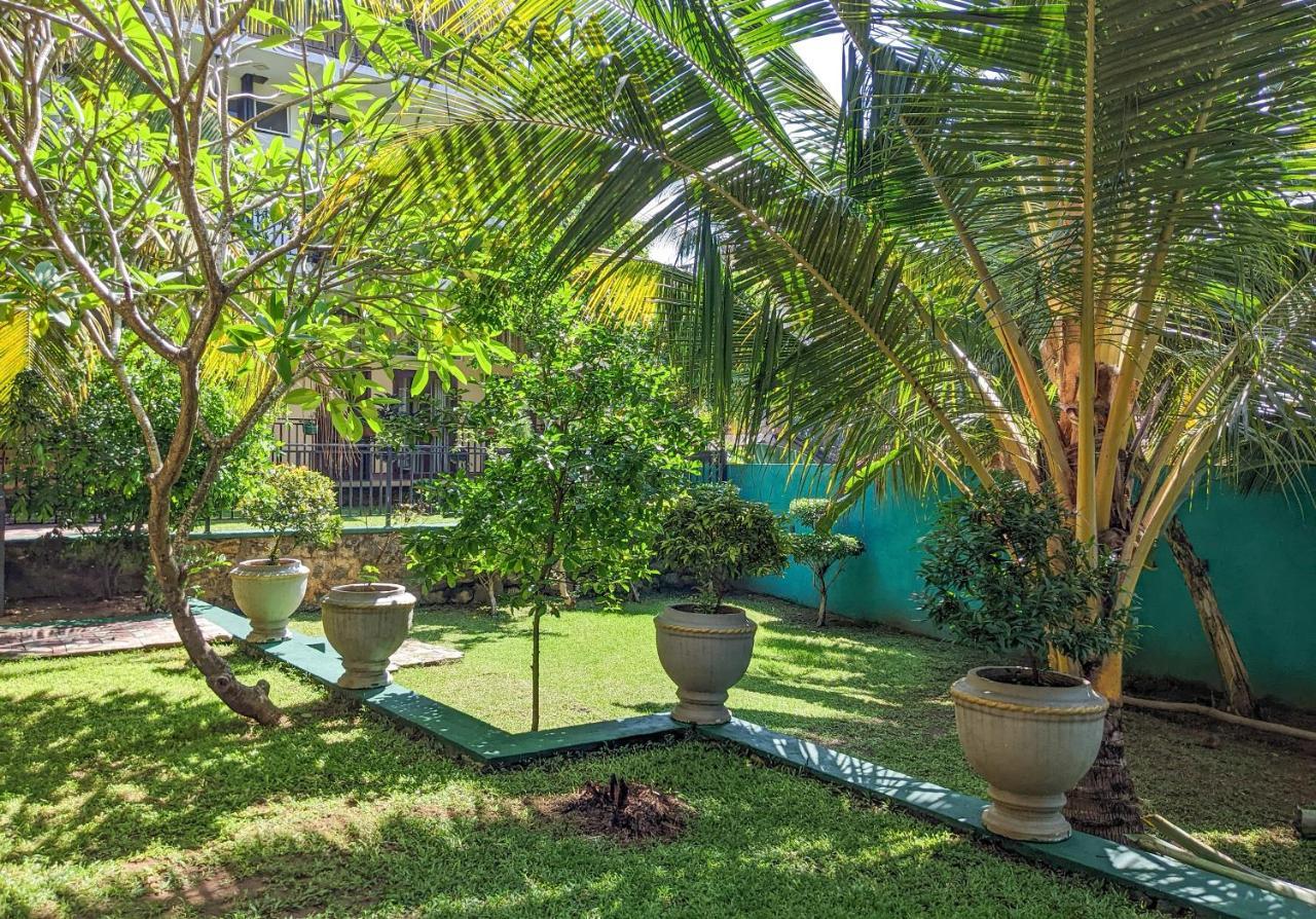 Golden Wild - Yala Hotel Tissamaharama Buitenkant foto