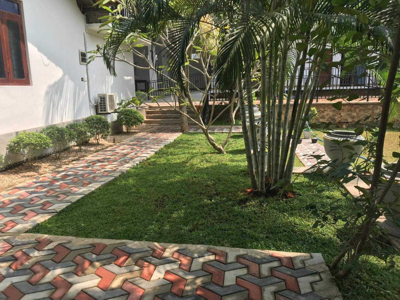 Golden Wild - Yala Hotel Tissamaharama Buitenkant foto